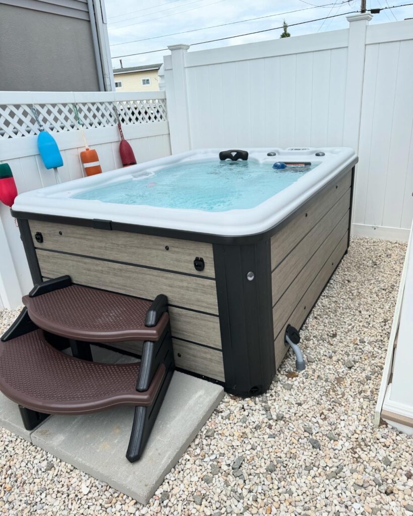 Hot electric bath tub.